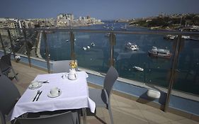 115 Strand Hotel Malta